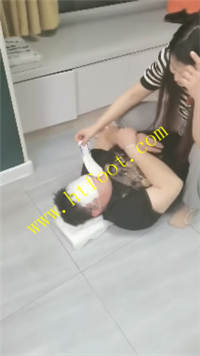 11ug3yvtu04.jpg