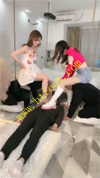 oiqks5yyz0p.jpg