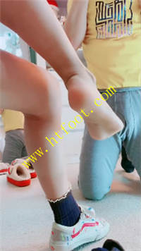 1mcb5tmd3r5.jpg