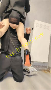 t4eia11wbnt.jpg
