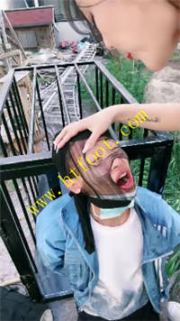 40hanzqqsrm.jpg