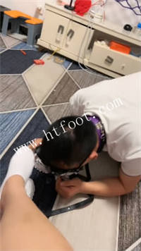 dhuwjchk5p3.jpg