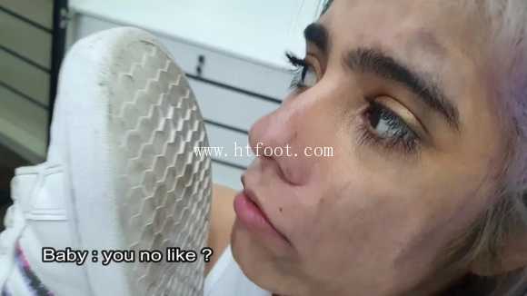 b32eh2gw5bp.jpg
