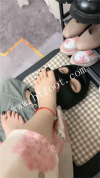 cgfd1l44pq0.jpg