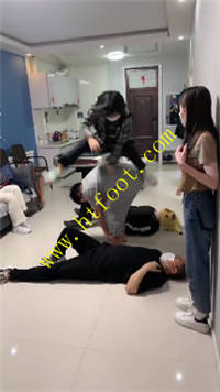 lq5r04ec34t.jpg