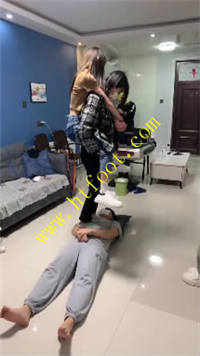 ub0j0nofc4r.jpg