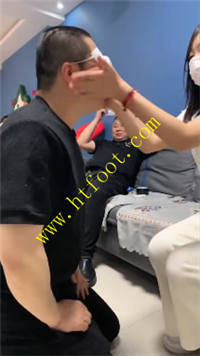 1nujzqd2jbl.jpg