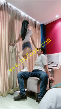 c01cwezy3a3.jpg