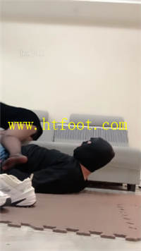 fs4iue2m2eb.jpg