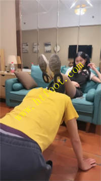 w4ejuxcosfs.jpg