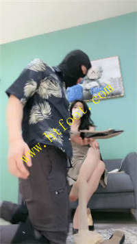 4mwxr25xxbr.jpg