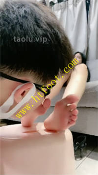 h4t4bdv2bnd.jpg