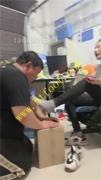 iutiyc35mcz.jpg