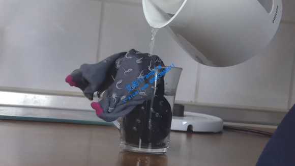 ovqlz02umrk.jpg
