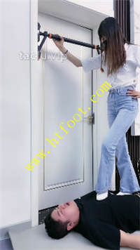 it1qch0y530.jpg