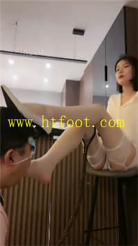 alscrm33bue.jpg