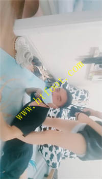 4n0qu3lm44n.jpg