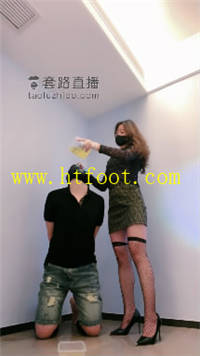 4tmxm03bjv5.jpg