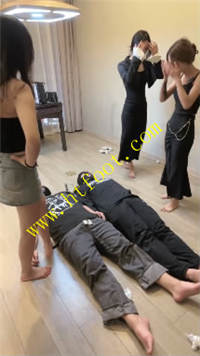 1lhs2ixaj1y.jpg