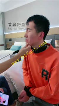 x15puy2ypct.jpg