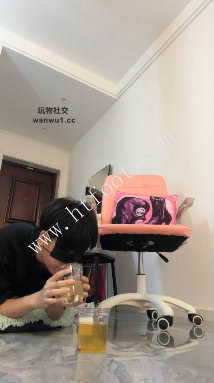 xypkyibdslv.jpg