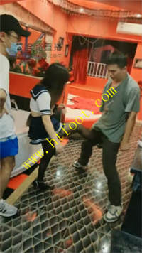 nuiv2mjzhxi.jpg
