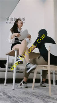 3gqlfyfo35s.jpg