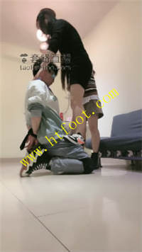 rm24ye4vvs4.jpg