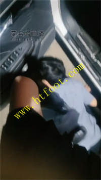05jgu1x0l4t.jpg
