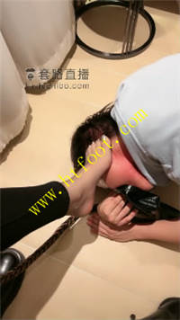 0bozcr0eezt.jpg
