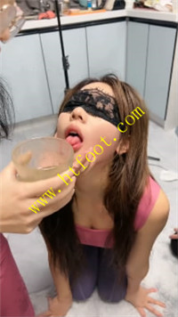 je4tuvvf0r2.jpg