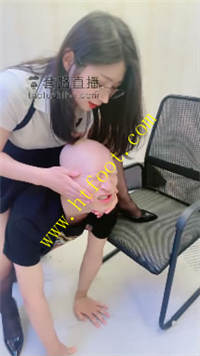 w34dllgg25q.jpg