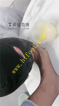1u3wfupoggt.jpg