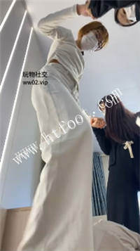 f05cq3ap4pv.jpg