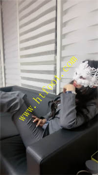 rz2uxm5wel5.jpg