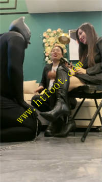 01wjfj05g4r.jpg
