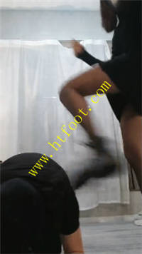 oelwkro0ll4.jpg