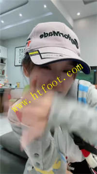 lxxau0jbk1a.jpg