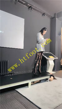 1102c5n0goe.jpg