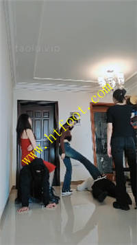 yitf1r0nxwa.jpg