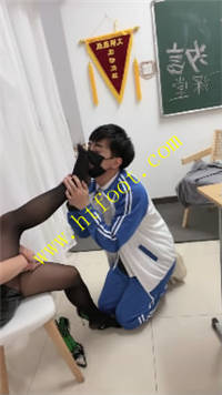 4sz0z4okhot.jpg