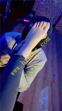 g2cl2eechr5.jpg