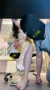 nchf4uqrx1q.jpg