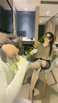nj3lzb1bxpo.jpg