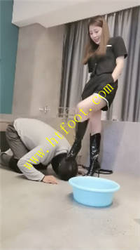 m0ulm1r3eaz.jpg