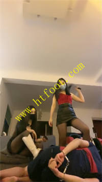 c1f2mocpviw.jpg
