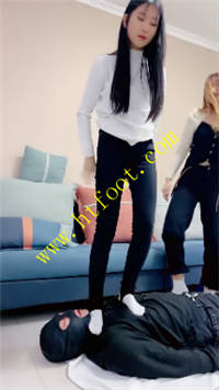 kkexfw4p5qq.jpg