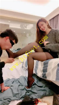 aom0pd1qwpc.jpg