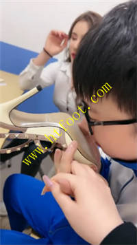 c52lky4lez2.jpg