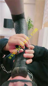 tck3melrfvx.jpg